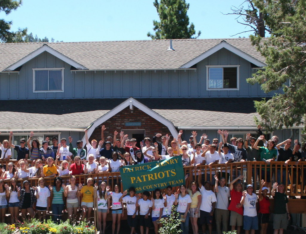 Youth Groups and Family Reunions can rent whole cabins for 20-50 guests.