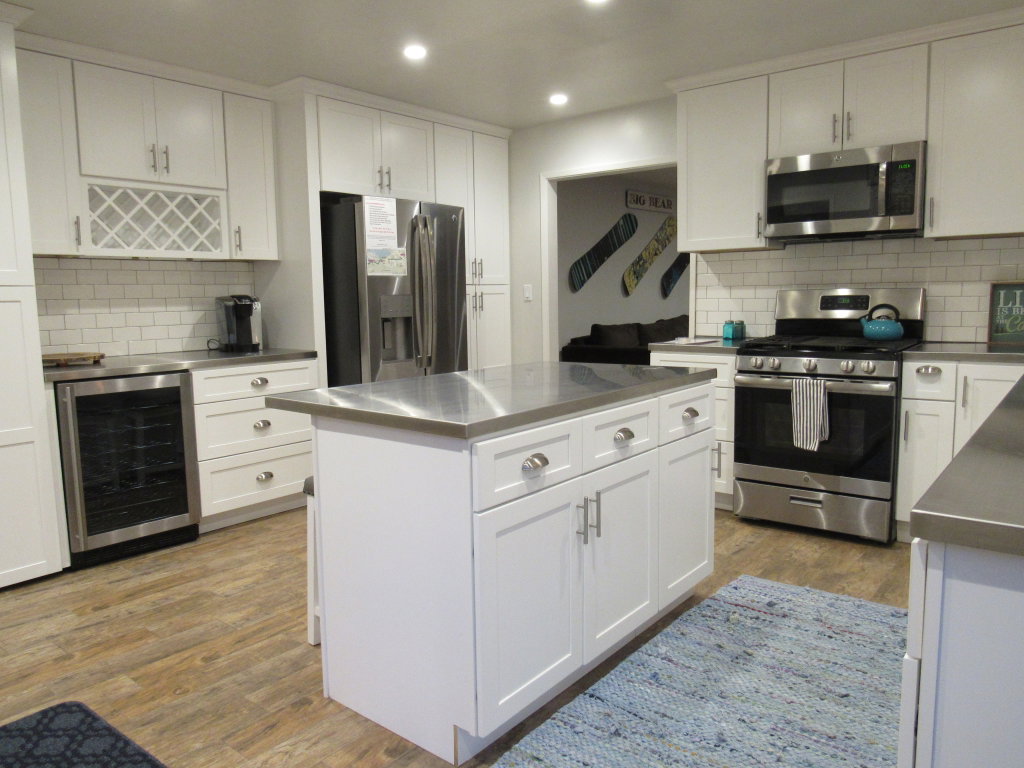 Very spacious Kitchen with center island
