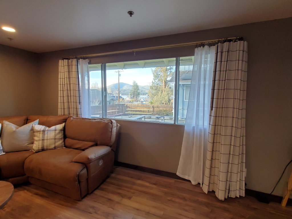 Living Room lake view