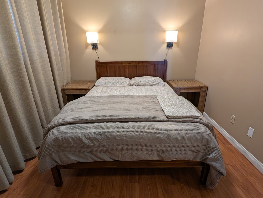 Queen Bedroom
USB & Outlets each side