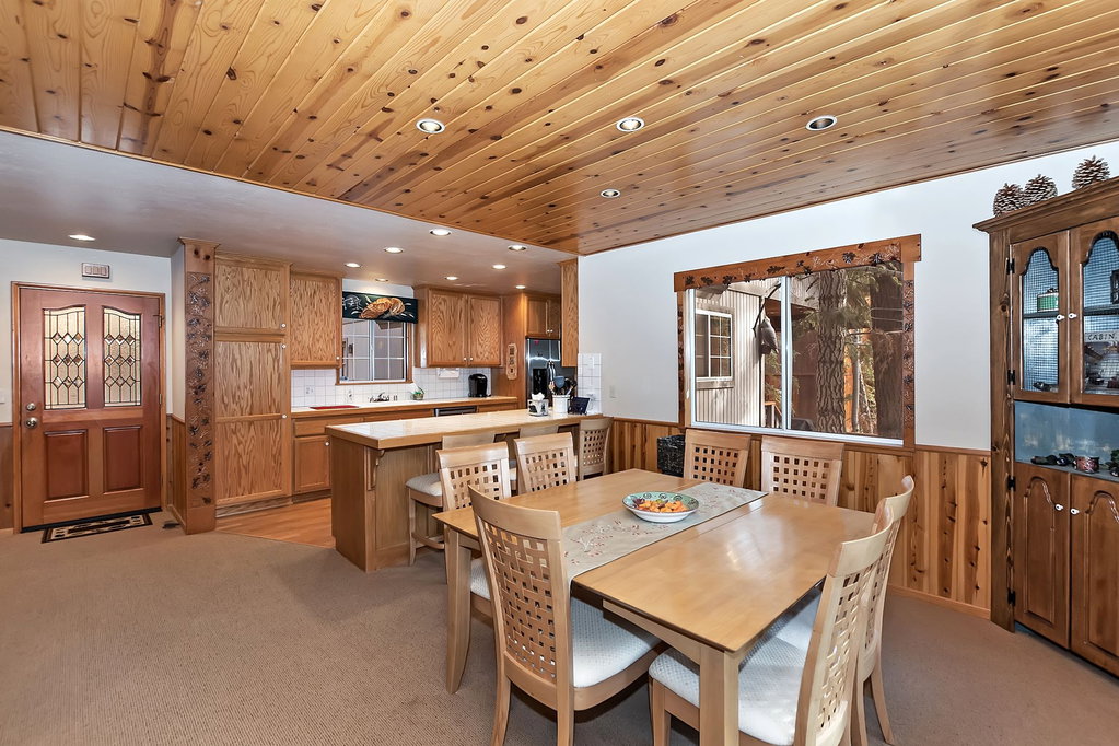 Stay with Destination Big Bear Vacation Rentals